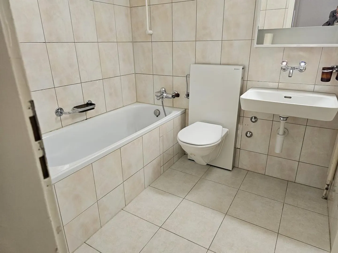 Bright 3-room apartment with balcony - Photo 2 of 9