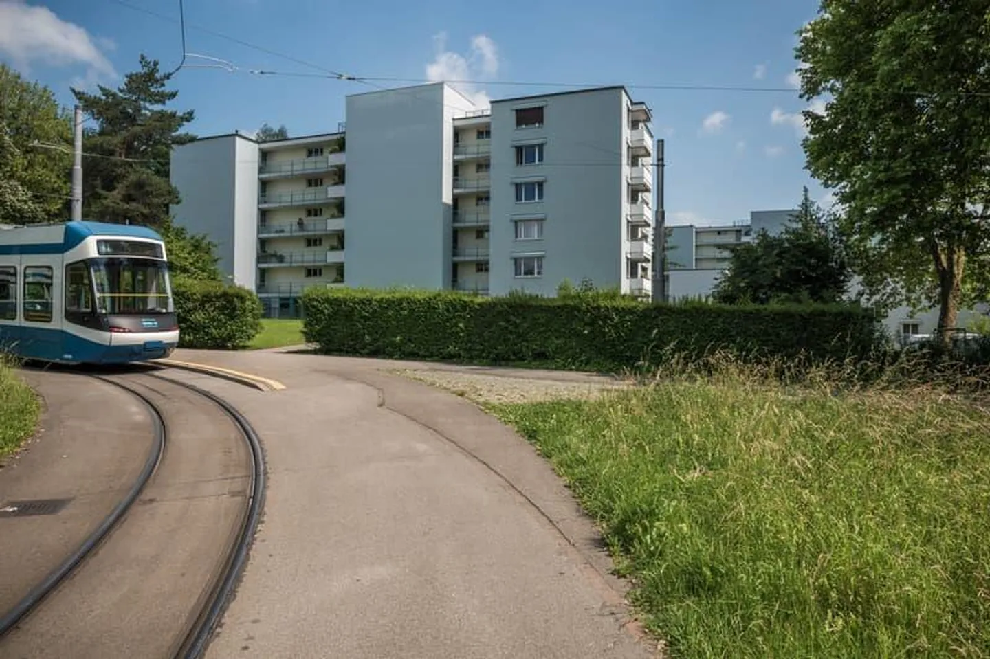 Appartement 1 pièce dans un emplacement calme - Photo 1 sur 3