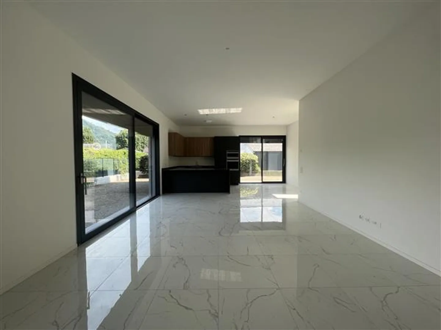 Caslano: Detached house 4.5 rooms - Photo 3 of 10