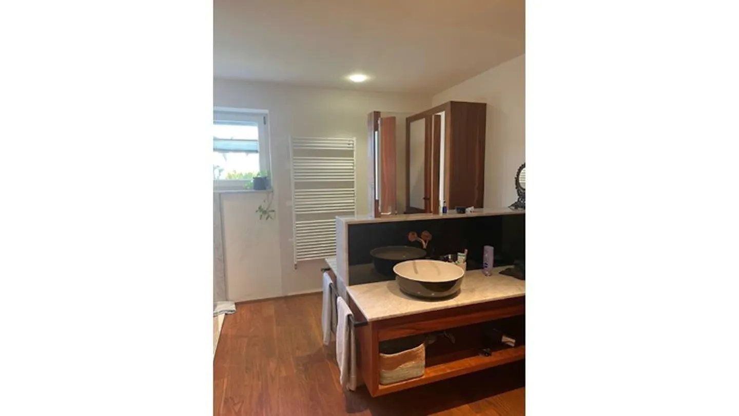 Charmantes Freistehendes Haus in Zürich - Foto 5 von 8