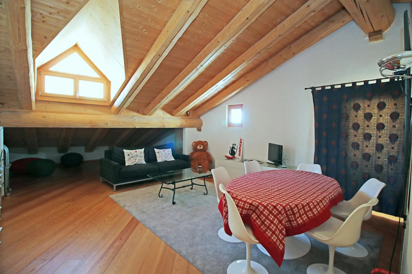 2½ - Room attic apartment no. B6 in a beautiful panoramic location on the Albula slope - Photo 3 of 12