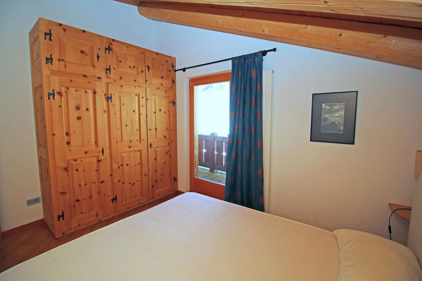 2½ - Room attic apartment no. B6 in a beautiful panoramic location on the Albula slope - Photo 8 of 12