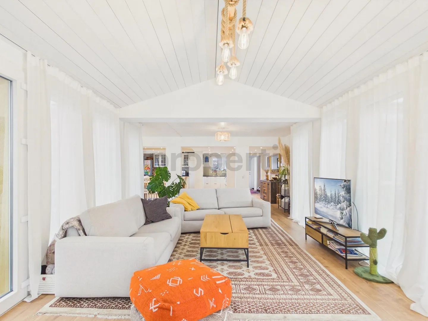 Elegant 7.5-room detached house with pool and small chalet - Photo 4 of 13