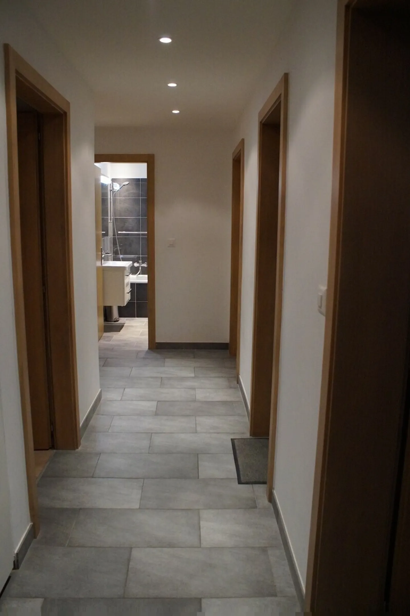 Apartment for rent - Photo 4 of 21