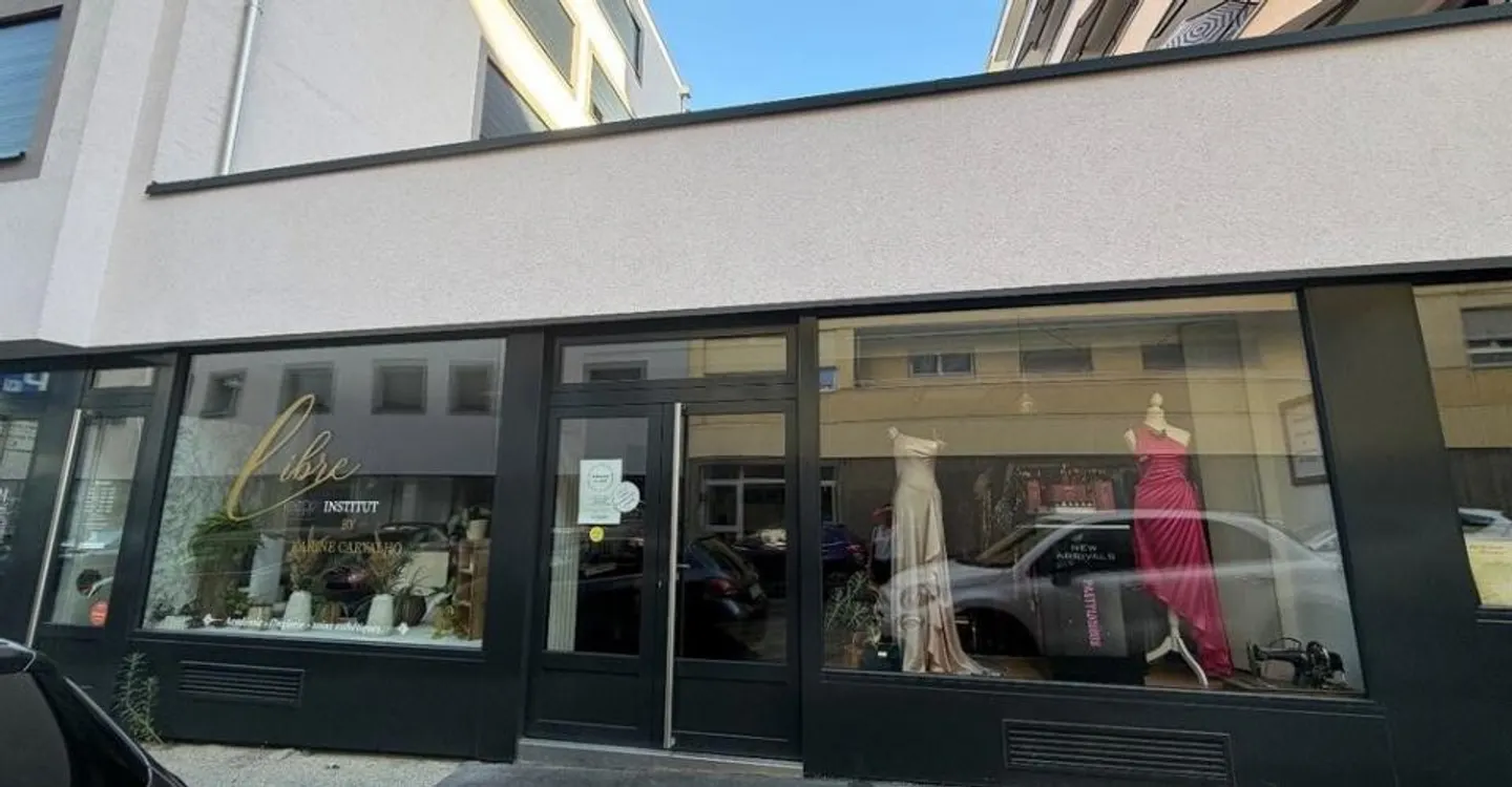Commercial space a stone's throw from the city center - Photo 1 of 3