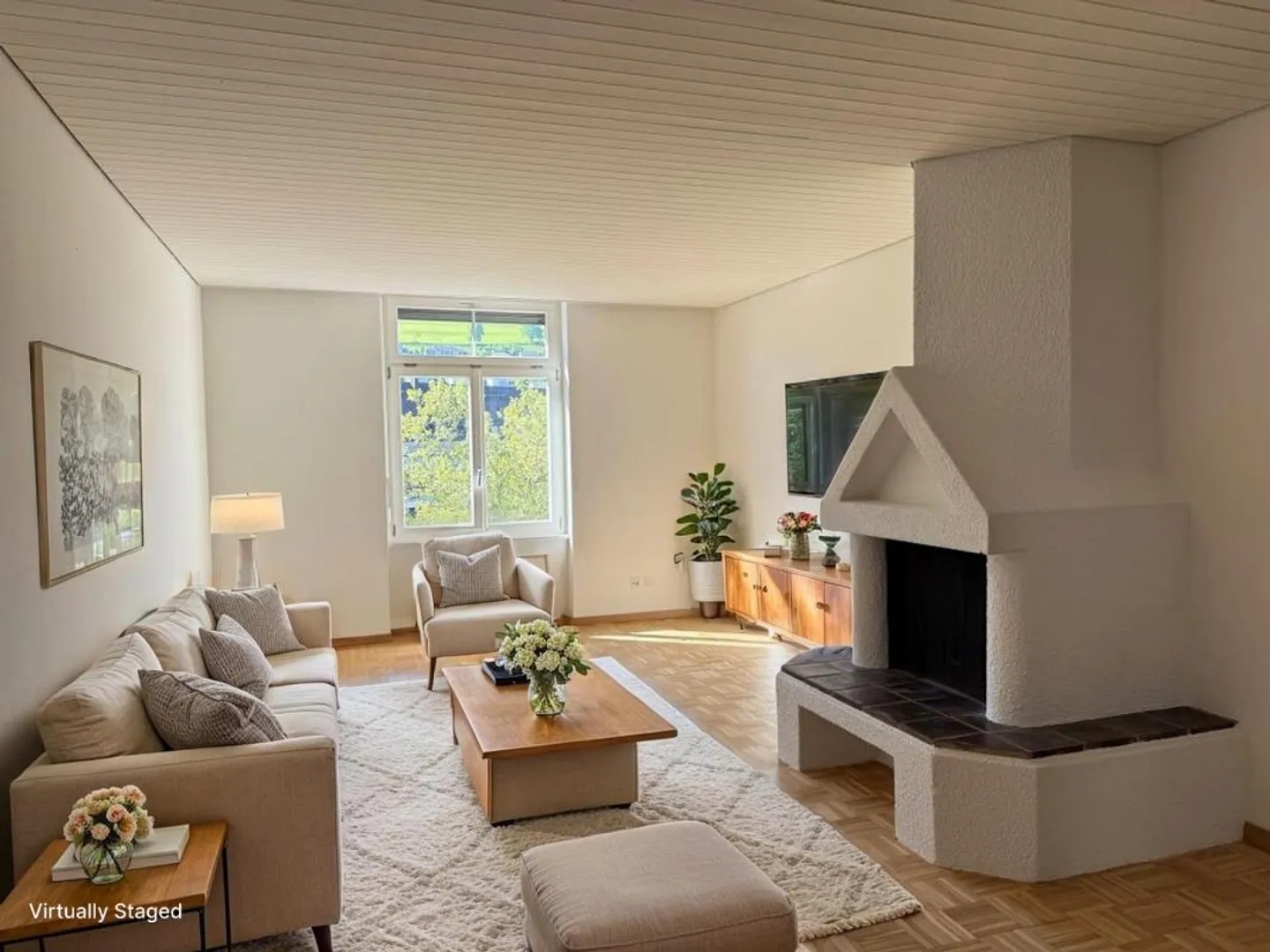 Votre appartement ensoleillé en ville avec cheminée! - Photo 1 sur 9