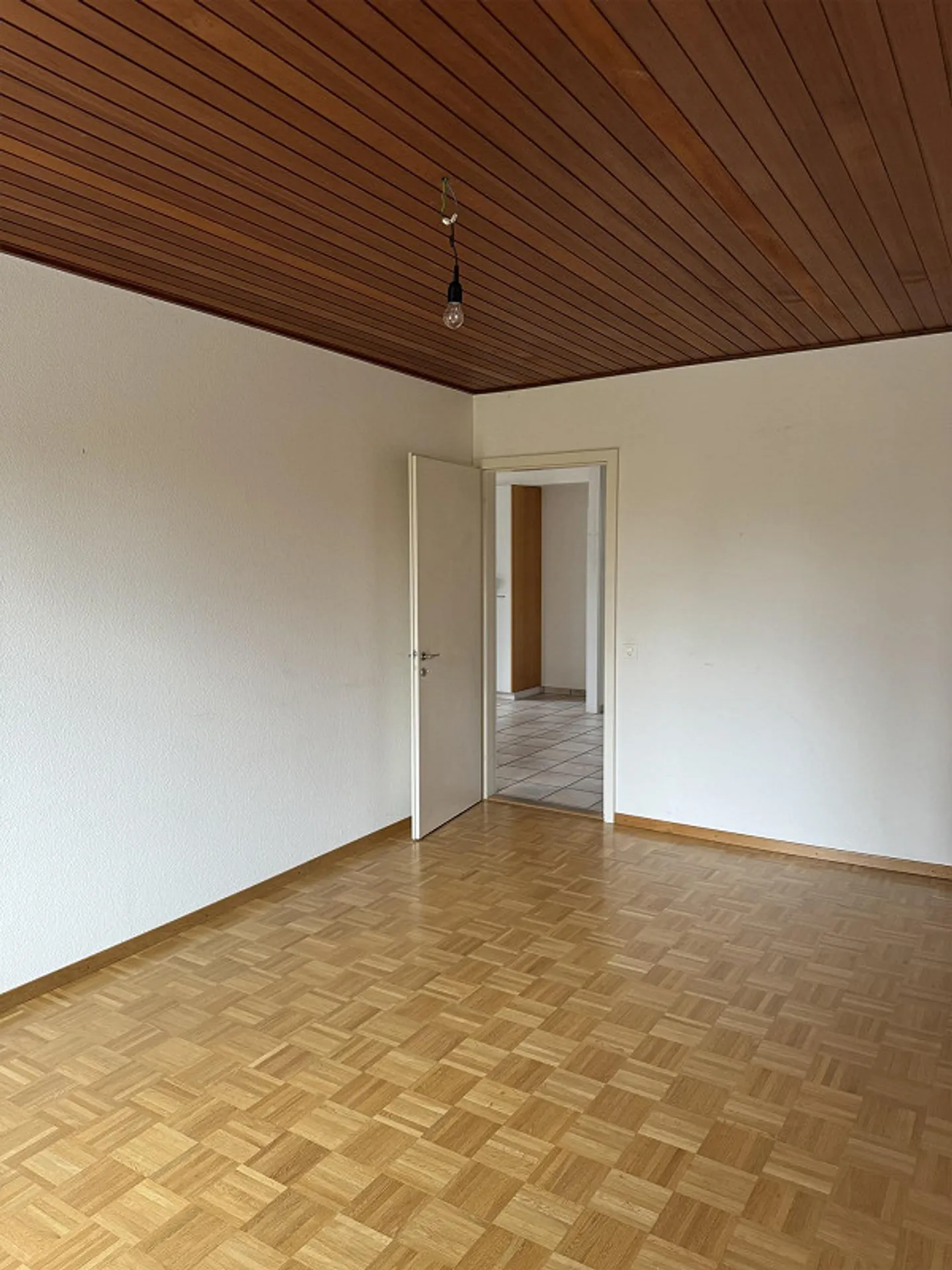 Bright 3.5 Room Apartment with Private Terrace - Photo 21 of 25