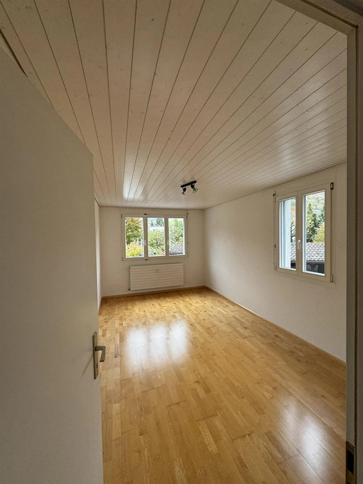 Bright 3.5 Room Apartment with Private Terrace - Photo 22 of 25