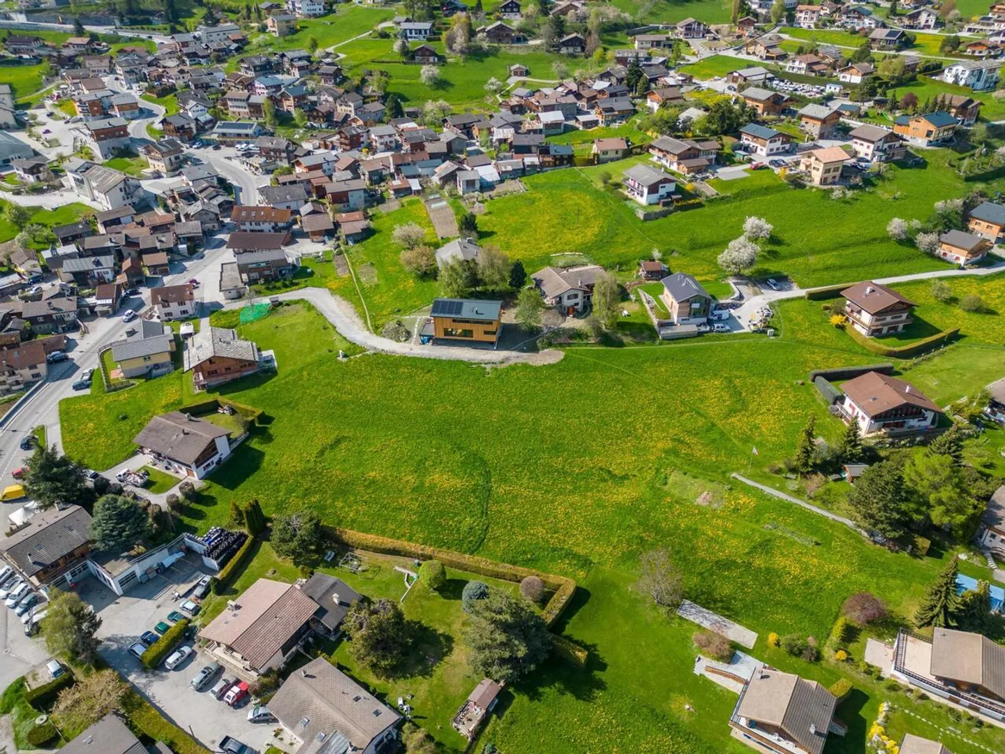 Magnifico terreno edificabile con vista - Foto 1 di 11