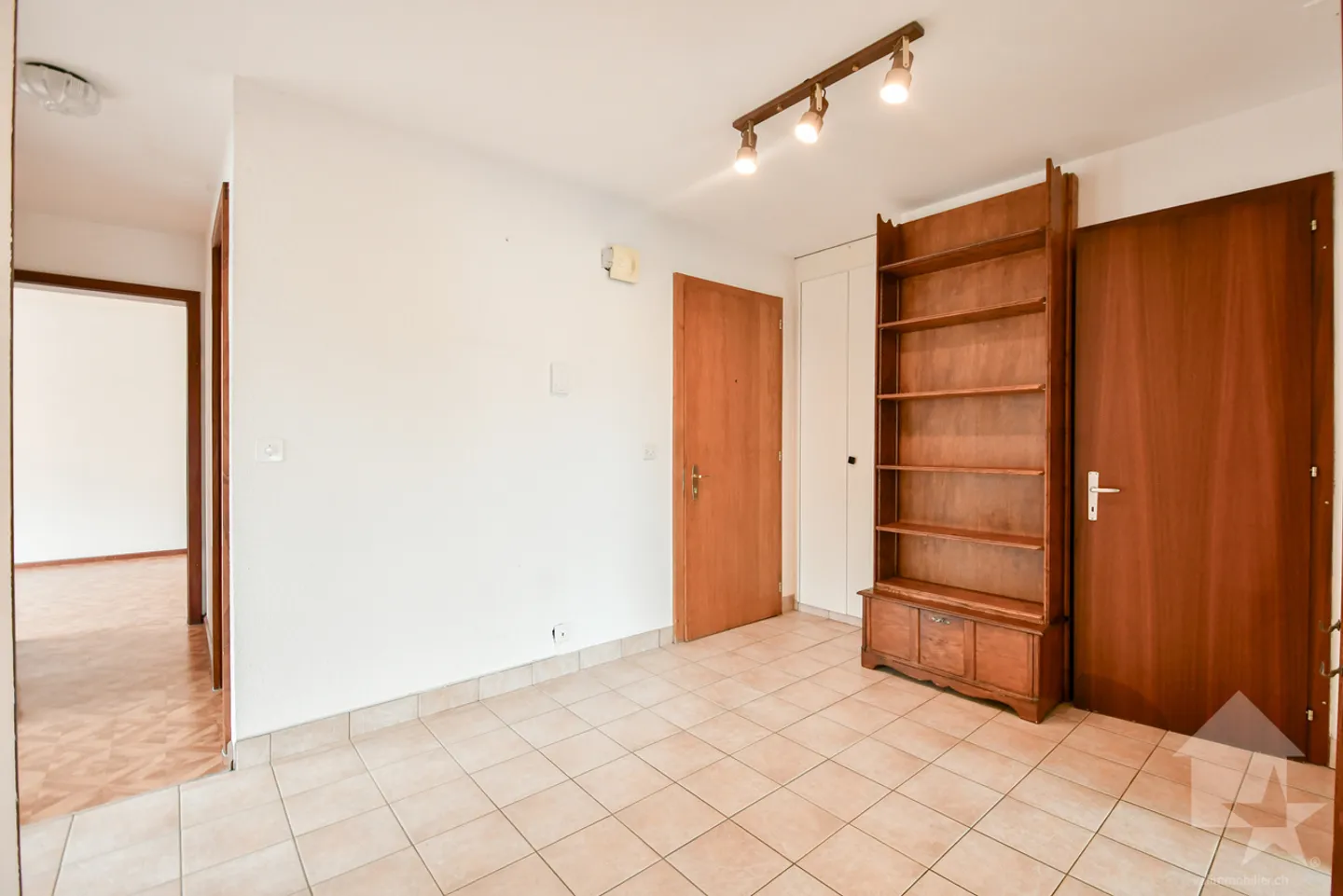 «Ampio appartamento di 4 locali con loggia di 115 m2» - Foto 6 di 12