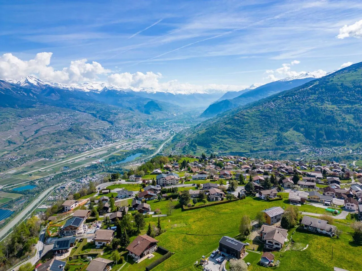 Magnifico terreno edificabile con vista - Foto 6 di 11