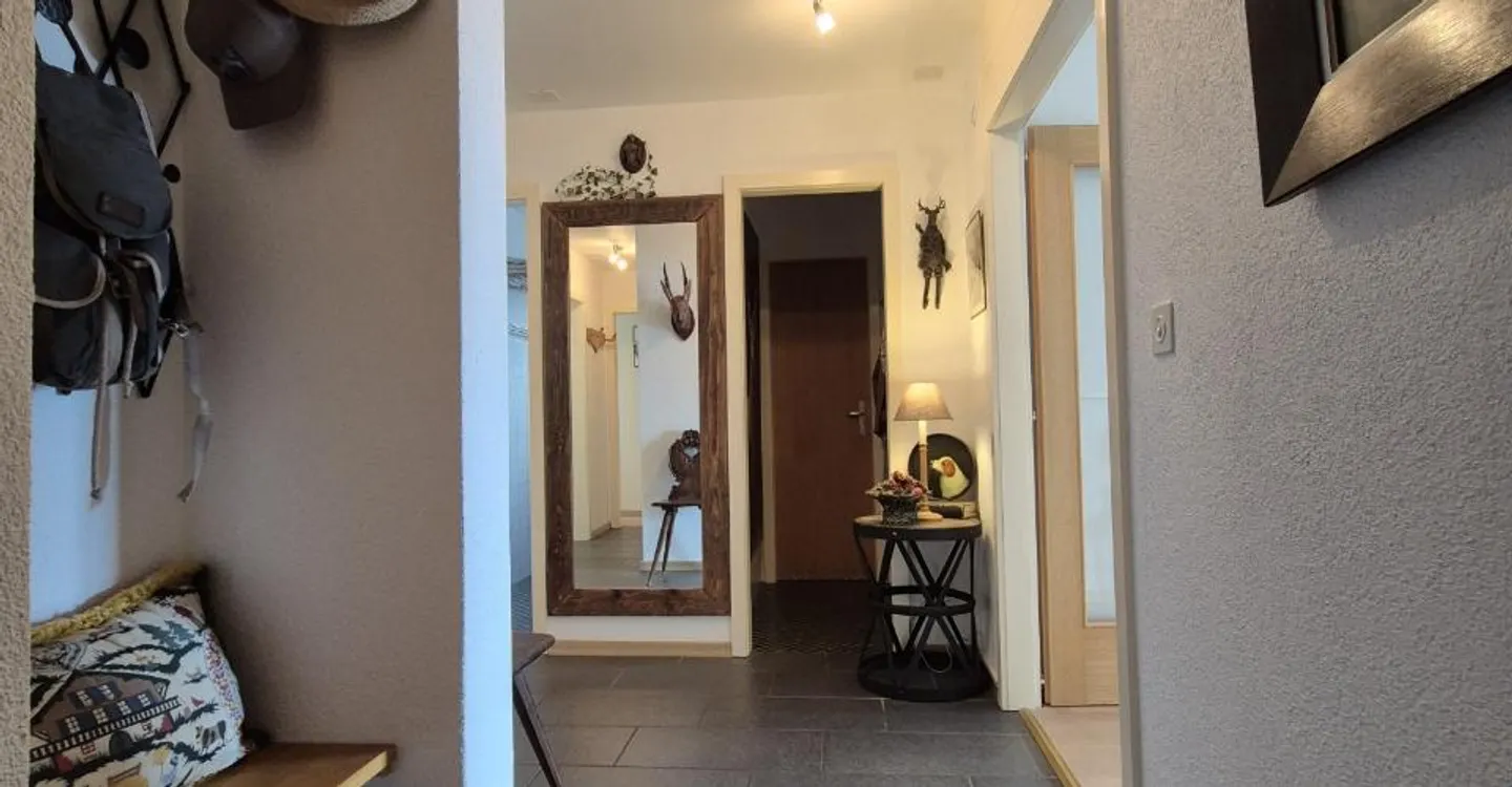 Bright Apartment with Mountain View - Photo 12 of 16