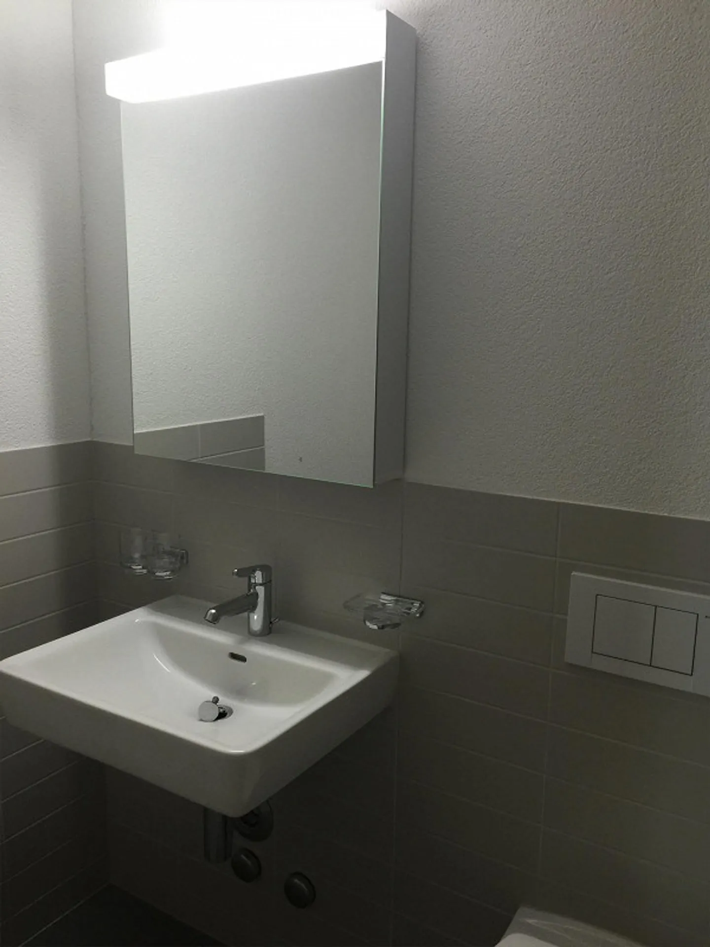 Appartamento moderno 2.5 locali in centro città - 1° piano - Foto 4 di 8