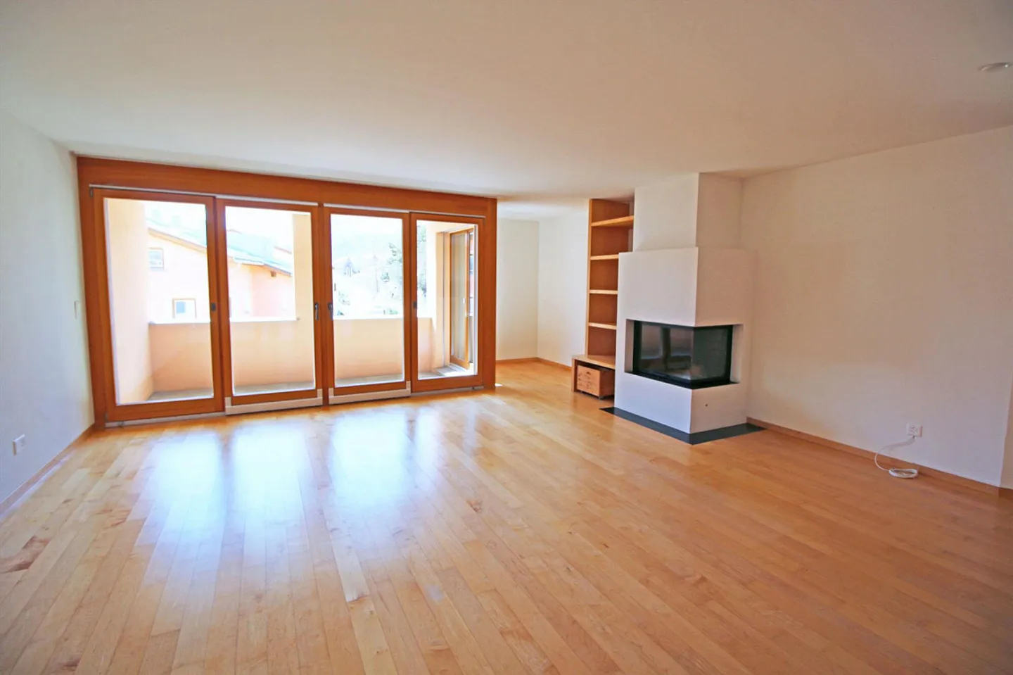 Appartamento di 4½ locali 4.4 in una splendida posizione panoramica - Foto 2 di 13