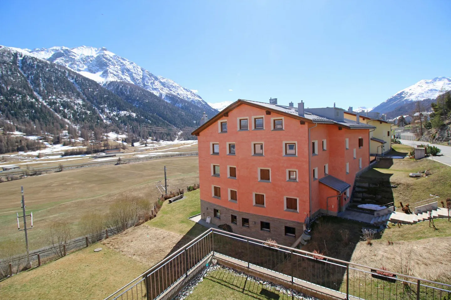 Appartamento di 4½ locali 4.4 in una splendida posizione panoramica - Foto 6 di 13