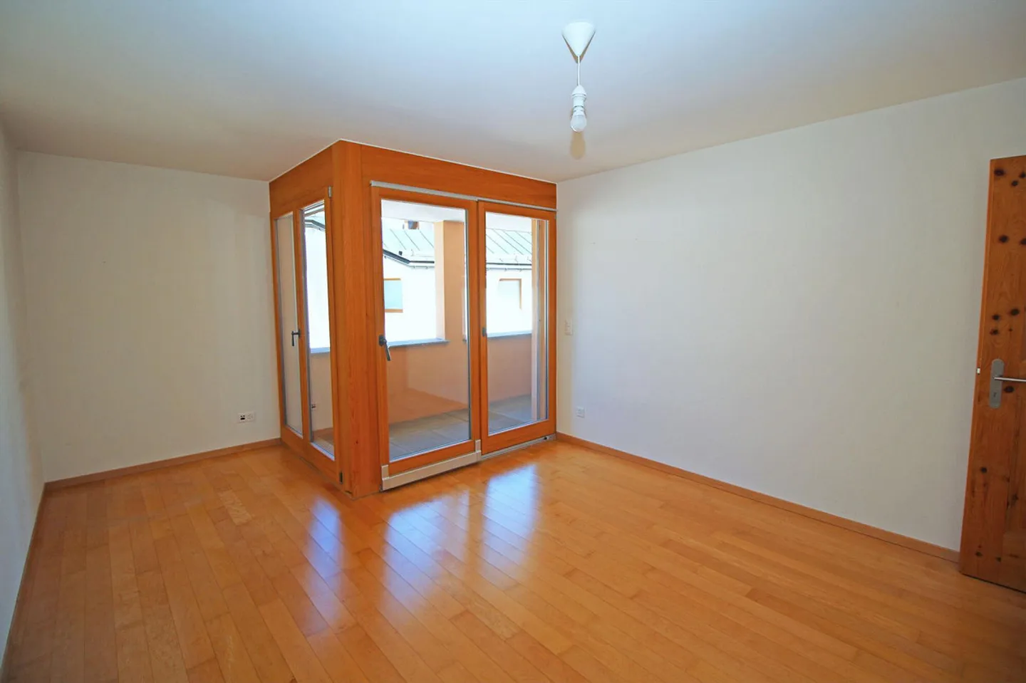 Appartamento di 4½ locali 4.4 in una splendida posizione panoramica - Foto 9 di 13