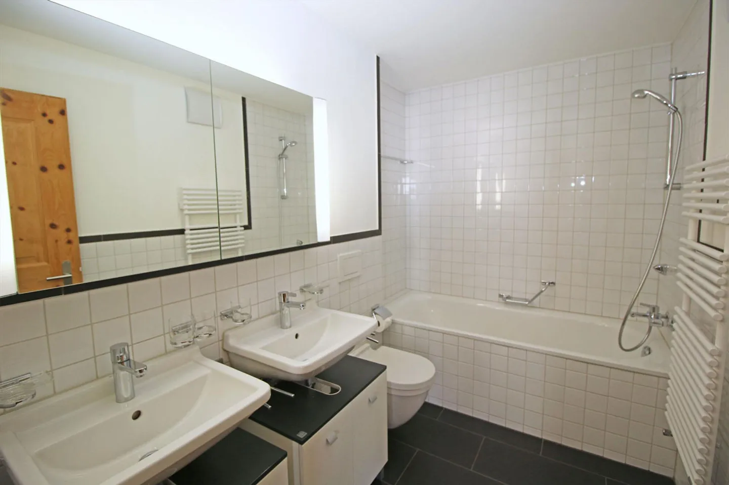 Appartamento di 4½ locali 4.4 in una splendida posizione panoramica - Foto 12 di 13