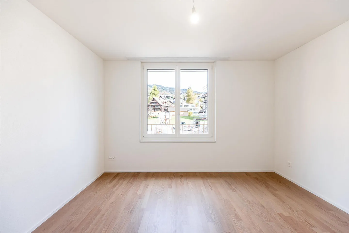 Vivere in centro, vivere a contatto con la natura - moderno appartamento di 4,5 stanze - Foto 12 di 16