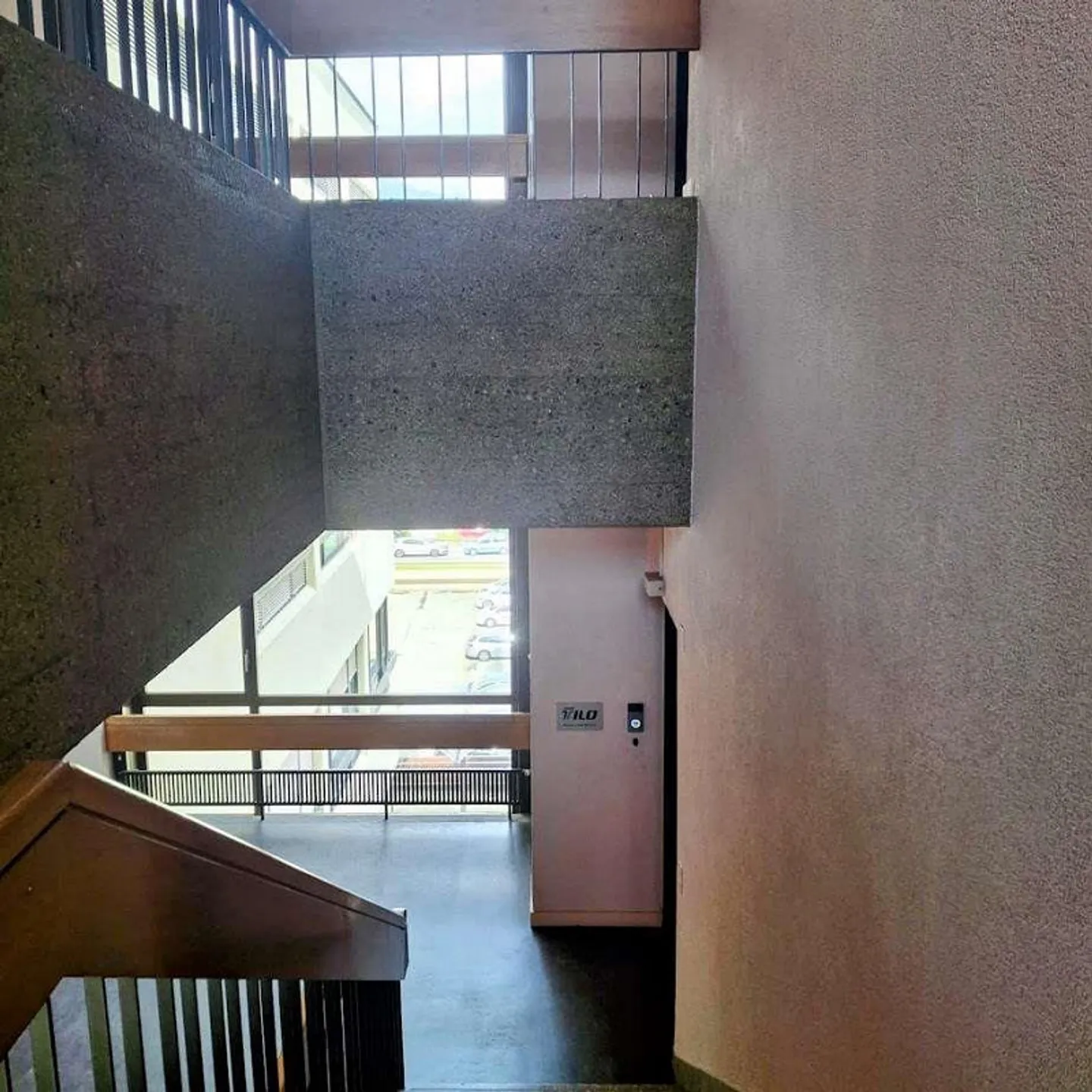 Camera singola in attico arredato nel centro di Bellinzona - Foto 11 di 13