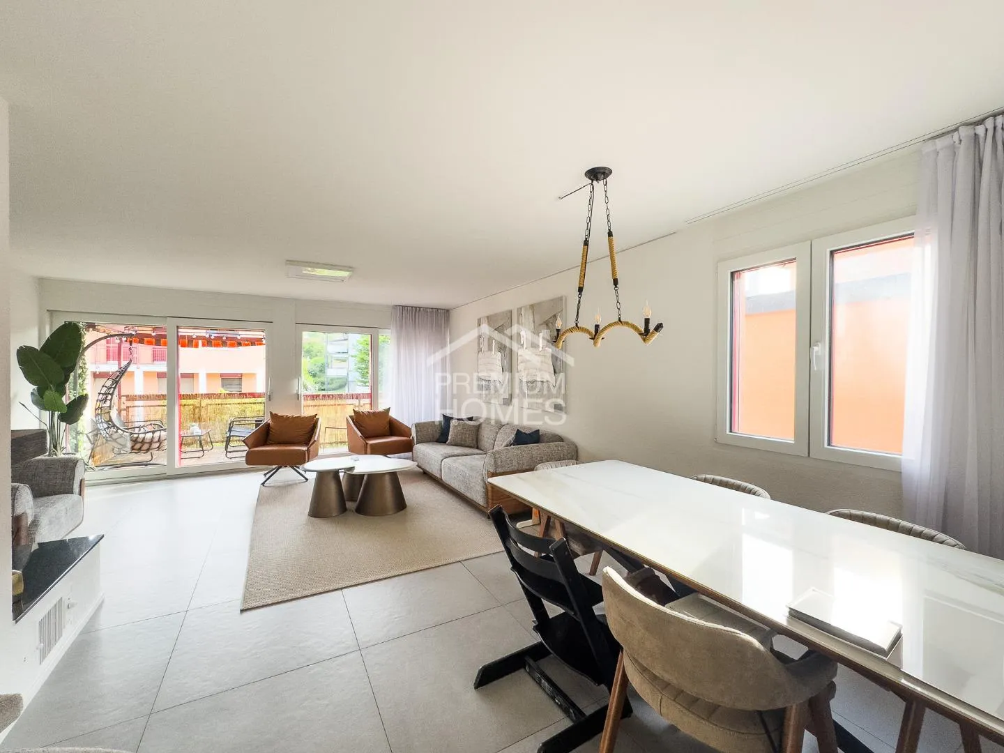 Charming Maisonette with Balconies - Photo 3 of 7