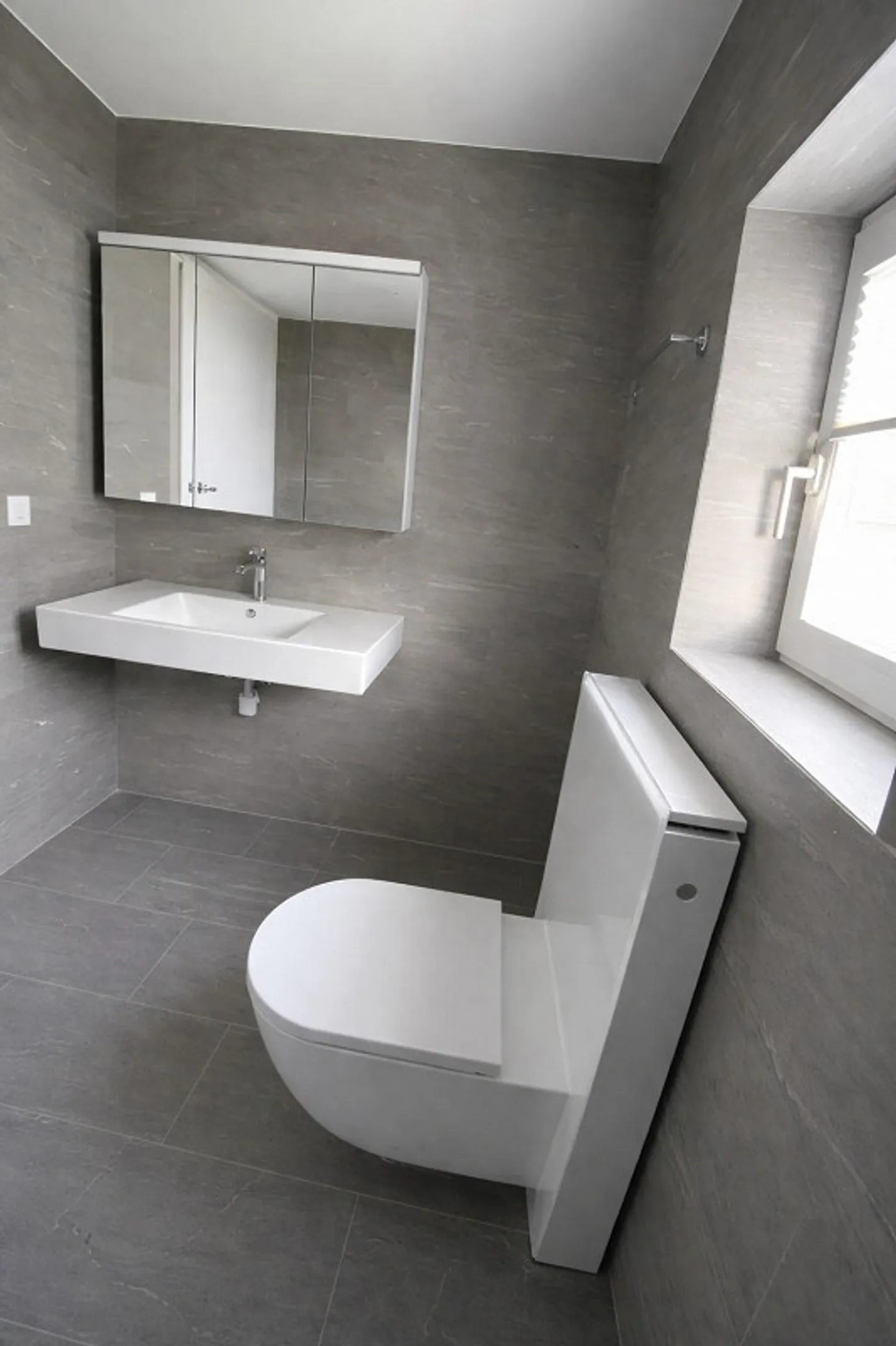 Bright and modern 3.5-room apartment for rent on the 1st floor - Photo 5 of 13