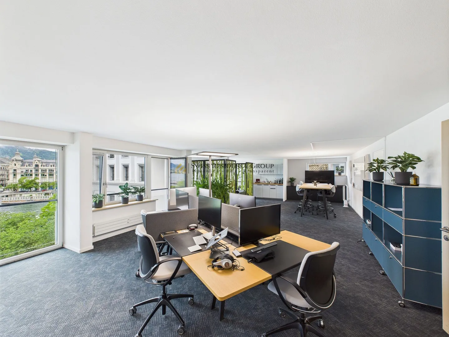 Modern Office in the Heart of Zurich with Stunning Views - Photo 4 of 13