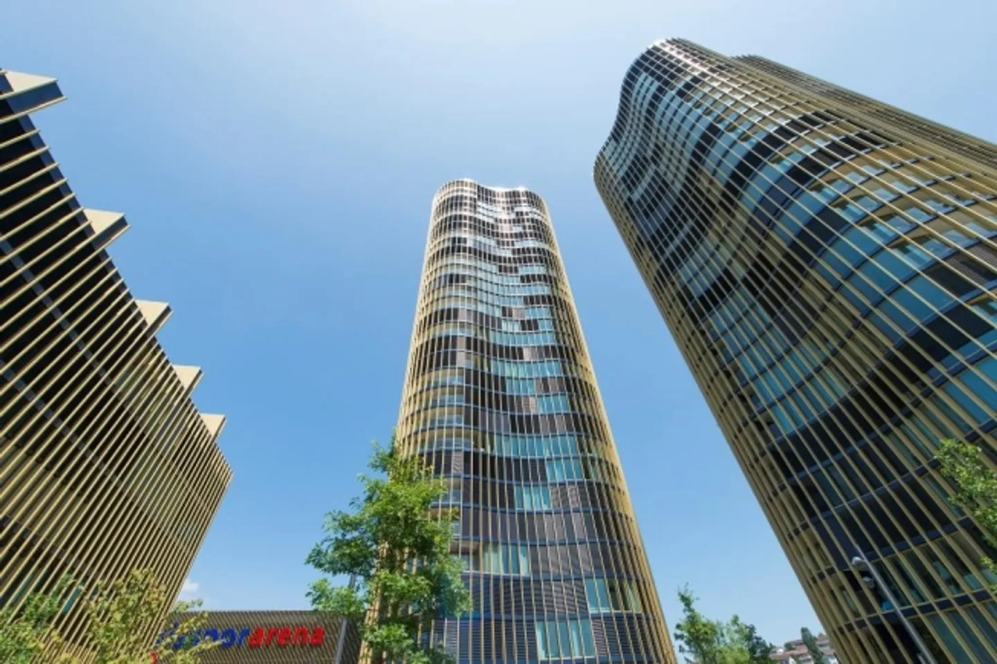 High-rise feeling desired Here you will find your new apartment on the 18th floor - Photo 1 of 7