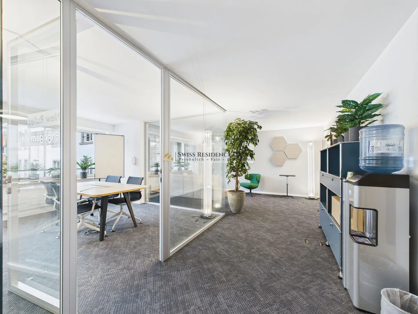 Modern Office in the Heart of Zurich with Stunning Views - Photo 11 of 13