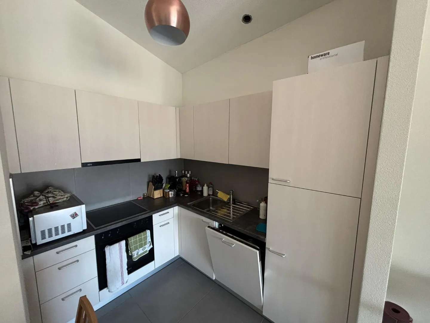 2.5 Room Apartment - Photo 1 of 6