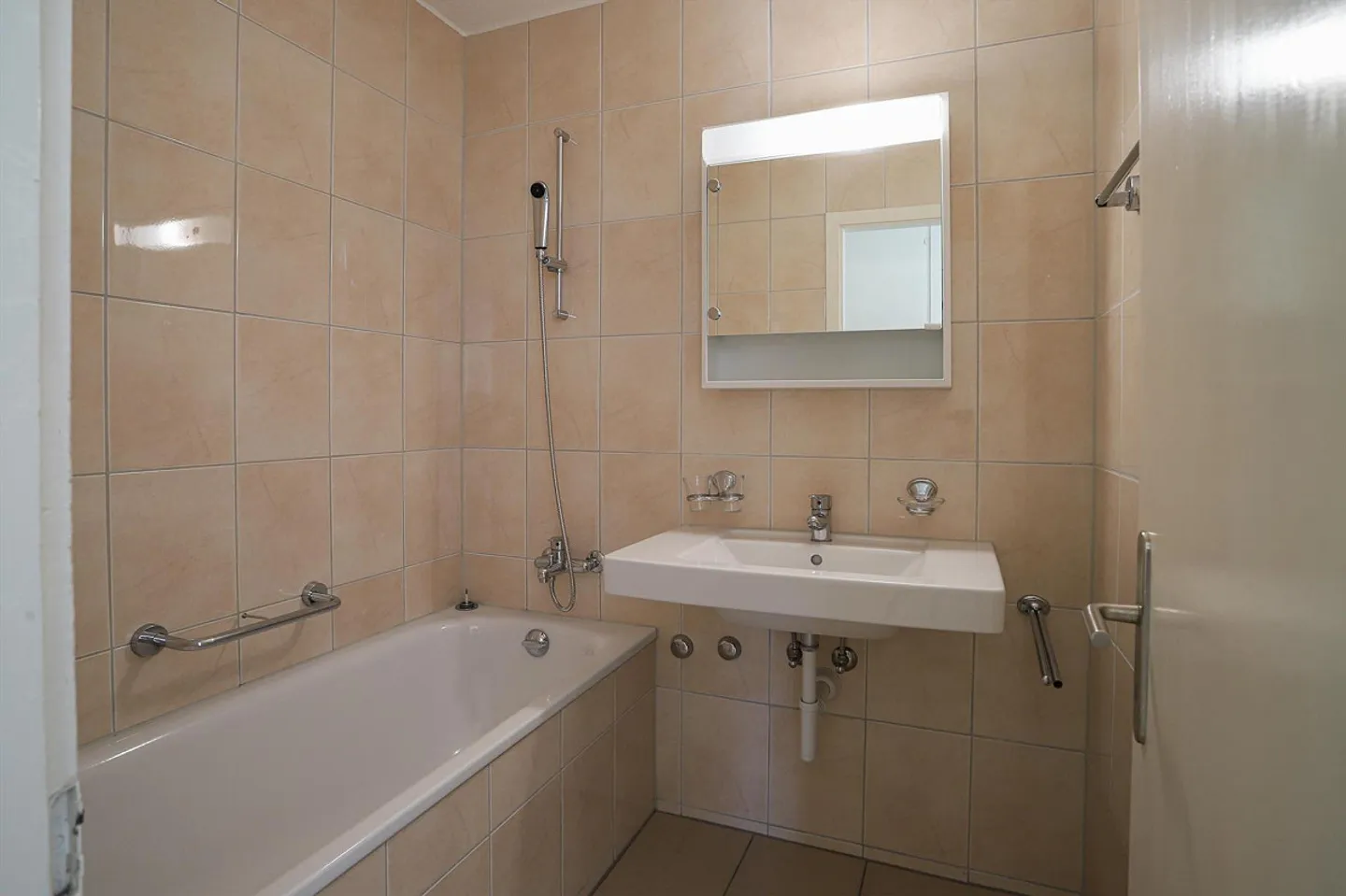 Wohnung mit Panoramabalkon - Foto 4 von 8