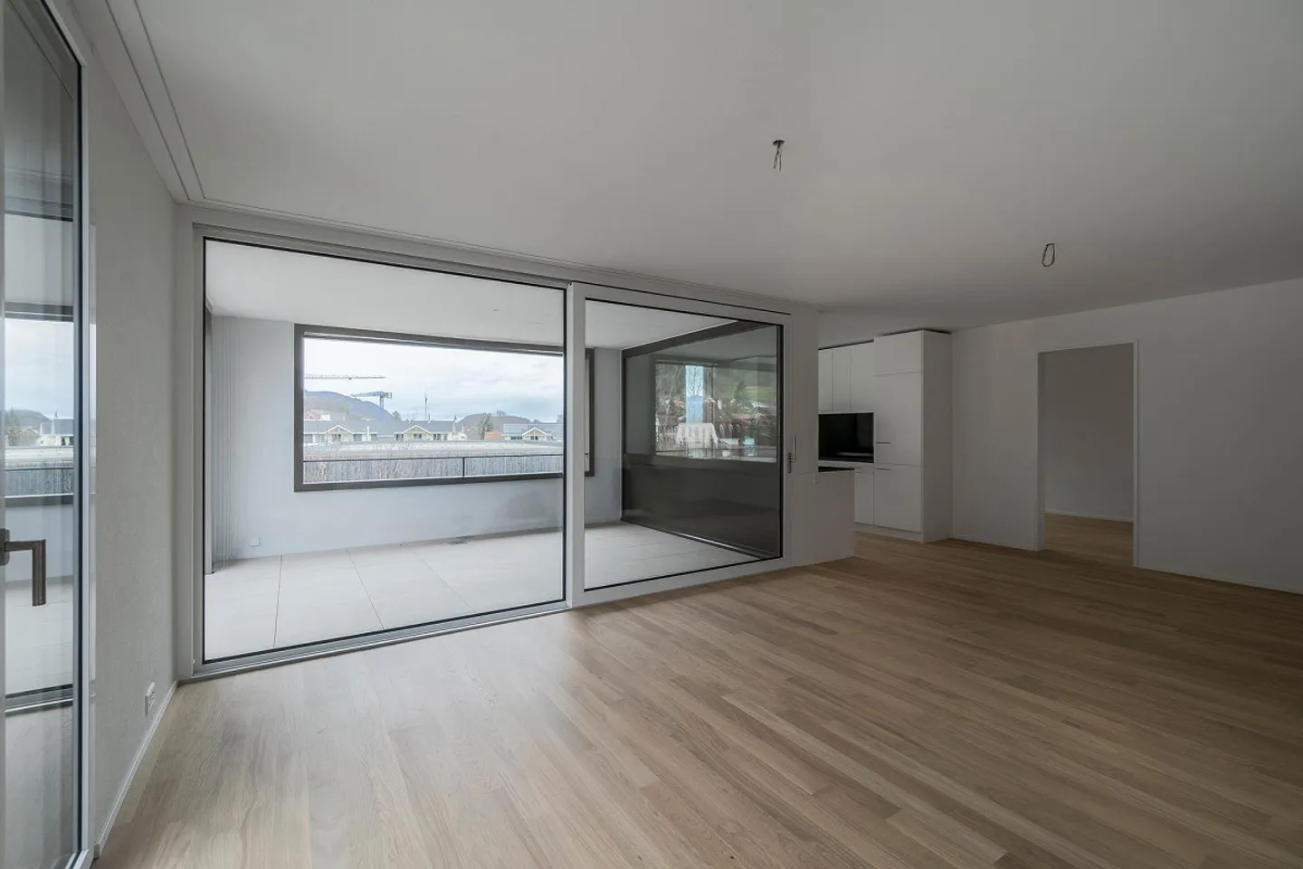 Moderno appartamento attico di 3,5 stanze in posizione tranquilla - Foto 10 di 12