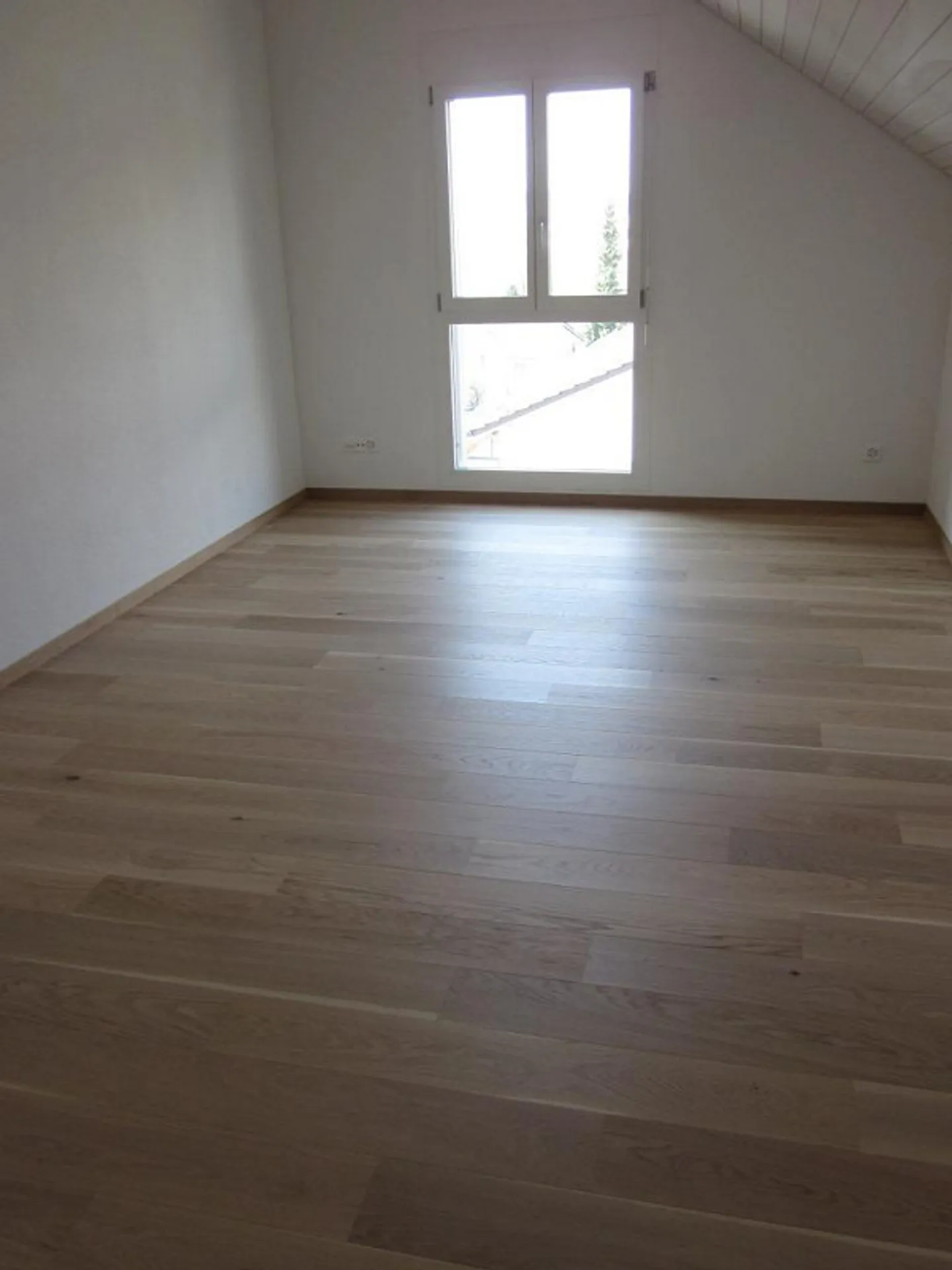 Charmante Dachwohnung - Foto 10 von 12