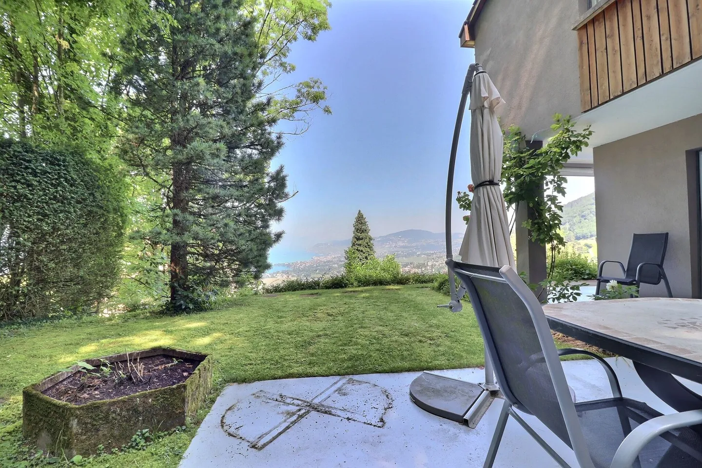 Villa jumelle avec vue à couper le souffle - Photo 16 sur 23