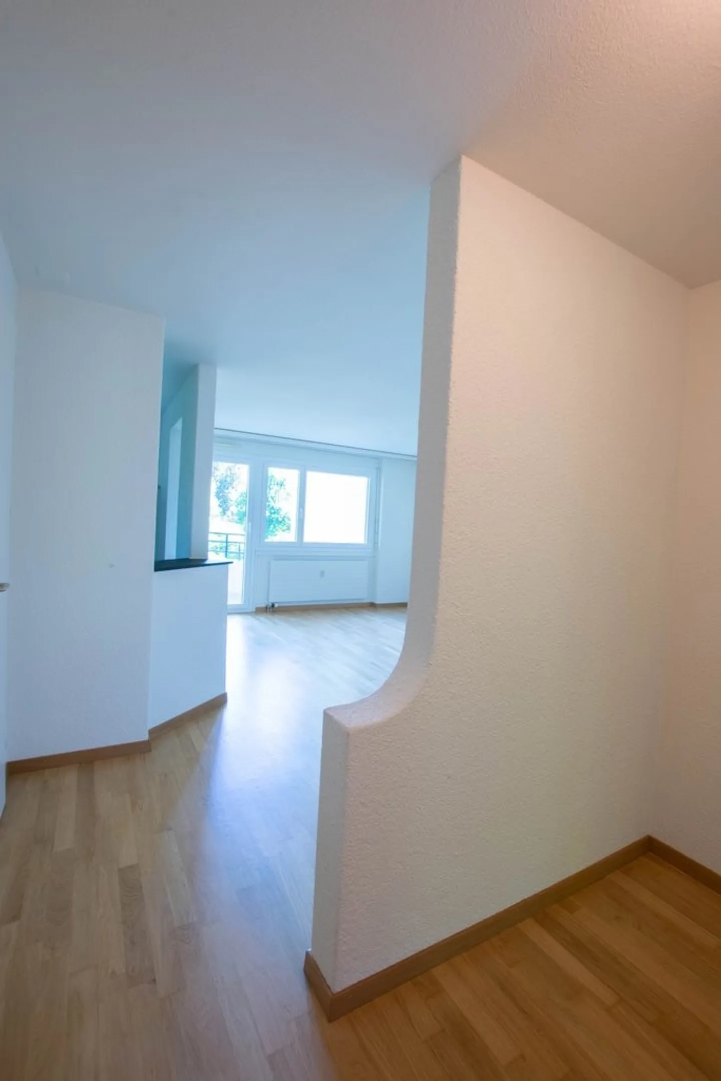 Appartamento 2.5 camere affascinante - Foto 4 di 10
