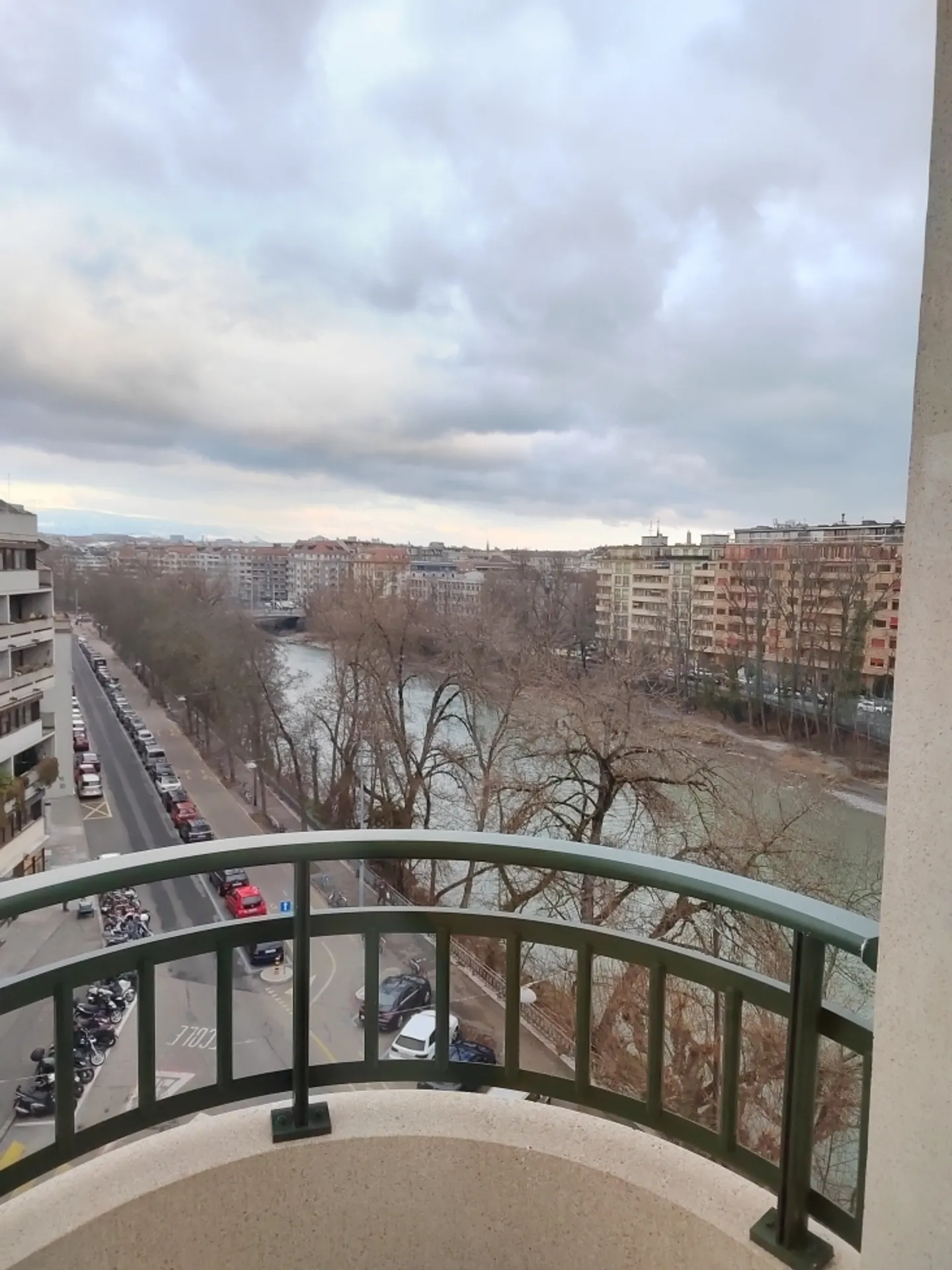 Magnifique appartement à deux pas de l'Arve ! - Photo 9 of 10