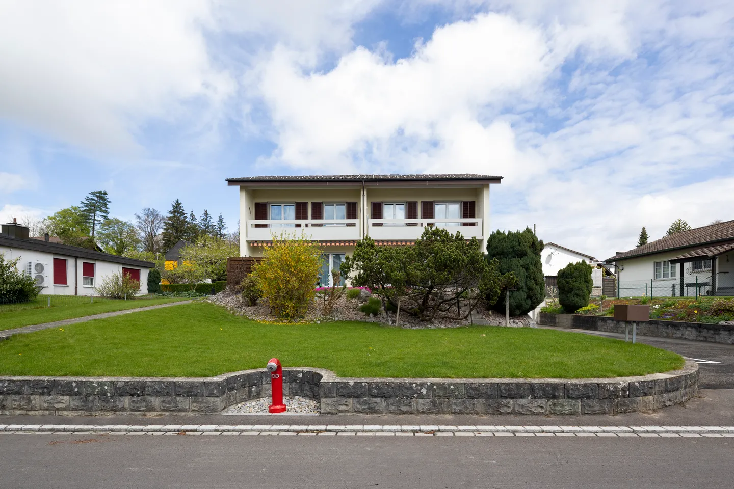 Semi-detached house for sale - Photo 3 of 13