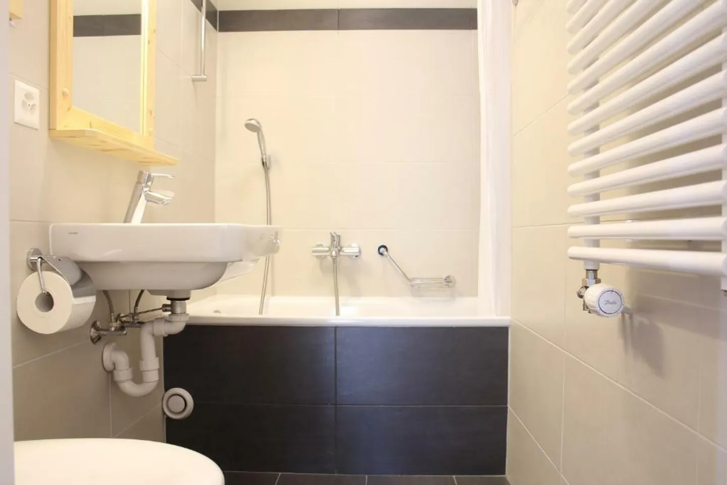 Apartment for rent - Photo 14 of 16