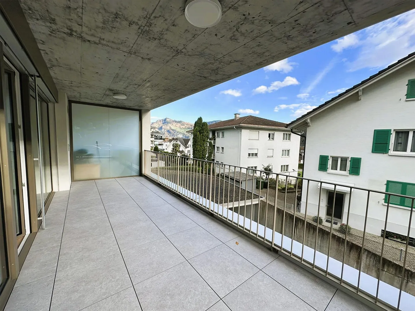 3.5 Room Apartment with Generous Balcony - Photo 4 of 11