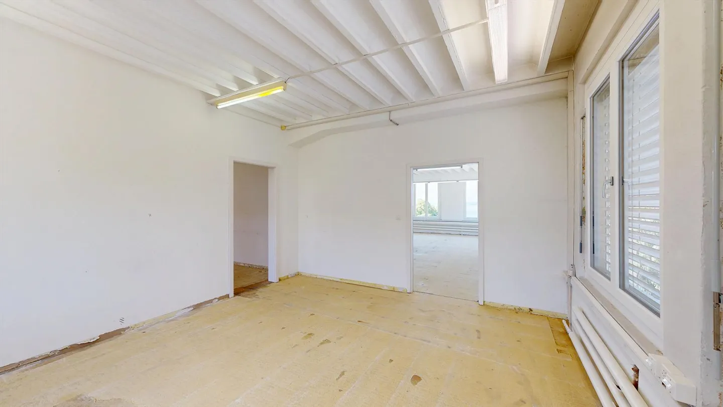Working with lake view and holiday feeling - Photo 10 of 11