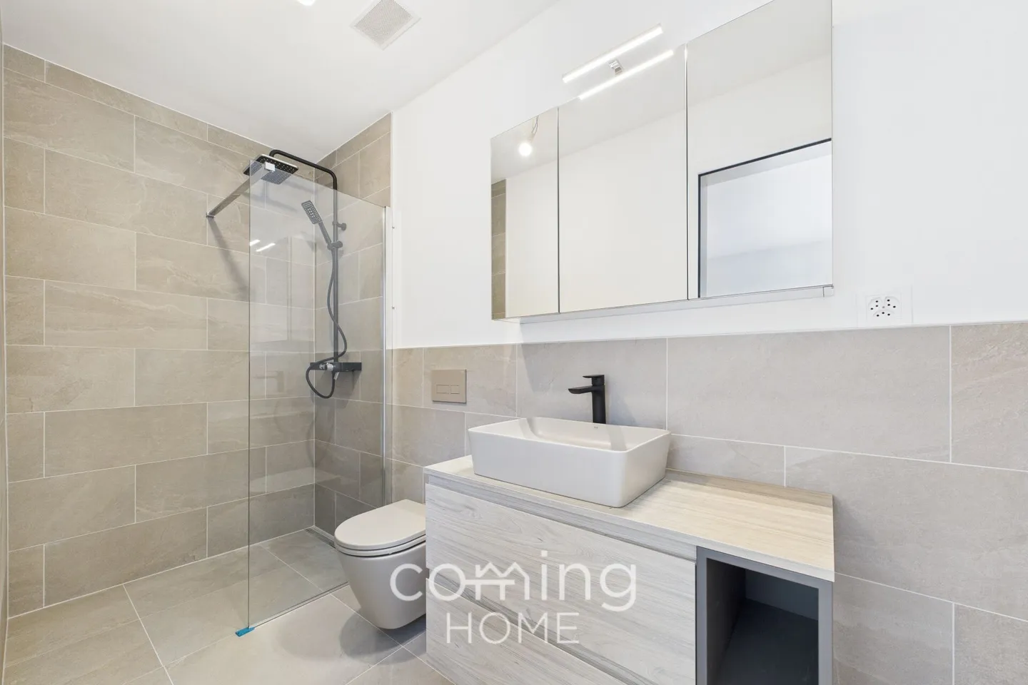 Charmante 3,5-Zimmer-Oase und atemberaubende Alpenblicke im Herzen von Brig-Glis - Foto 9 von 15