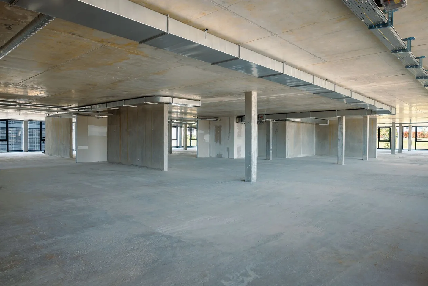 Immeuble mixte à louer - Photo 3 sur 6