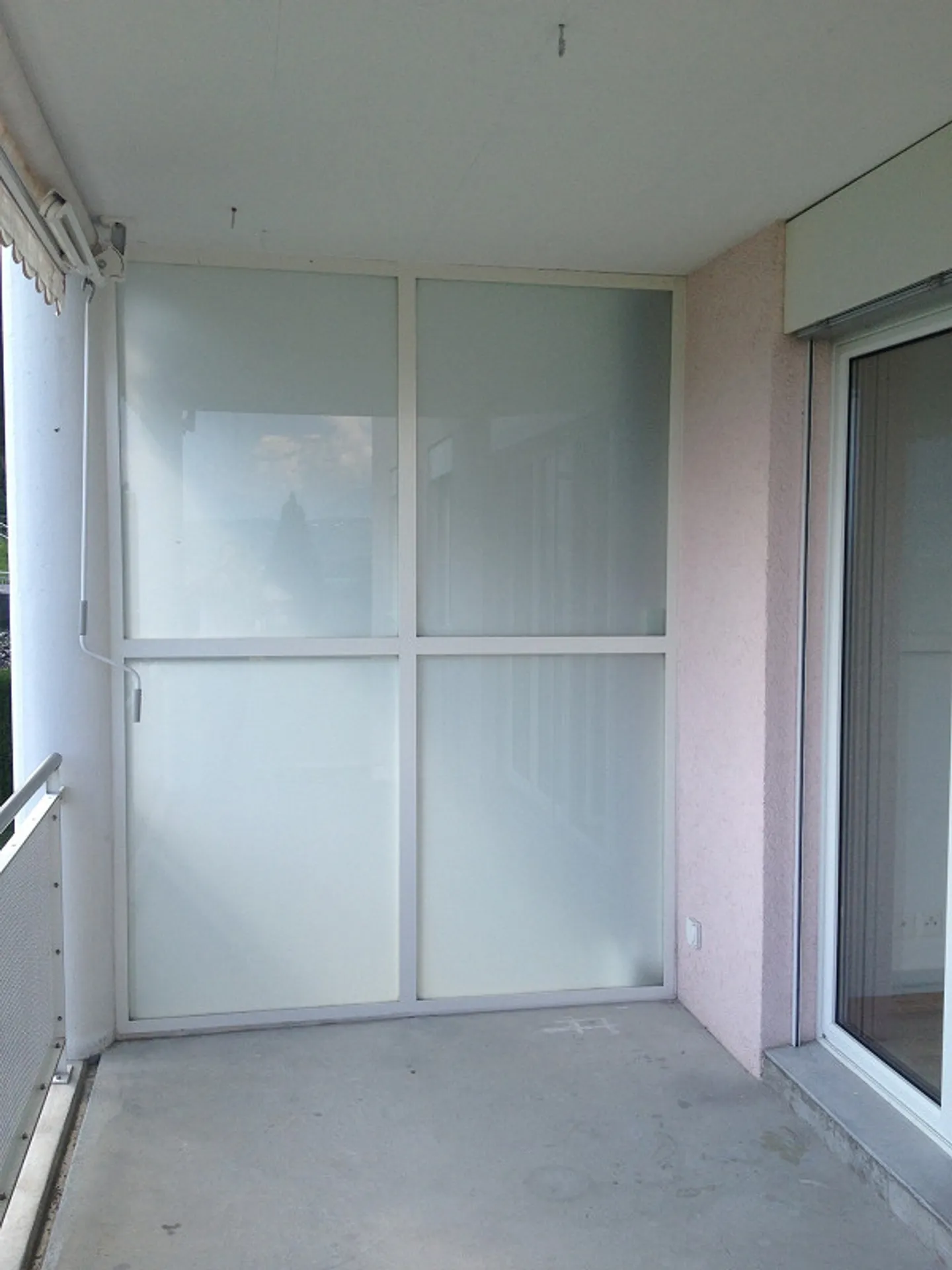 Belle et spacieuse appartement de 1,5 pièces au soleil de Sax - Photo 5 sur 17