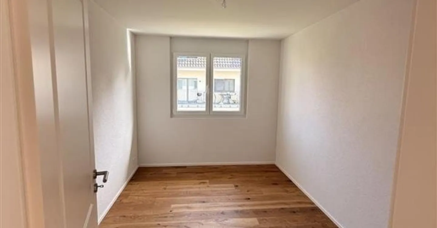 Modernes 4.5-Zimmer-Apartment - Foto 3 von 8