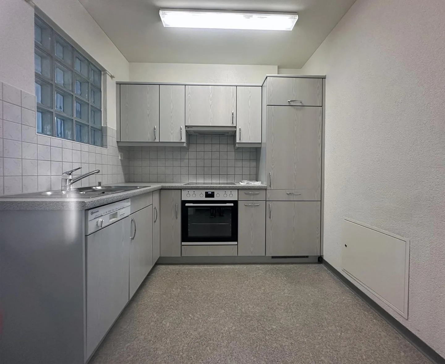 Belle et spacieuse appartement de 1,5 pièces au soleil de Sax - Photo 8 sur 17