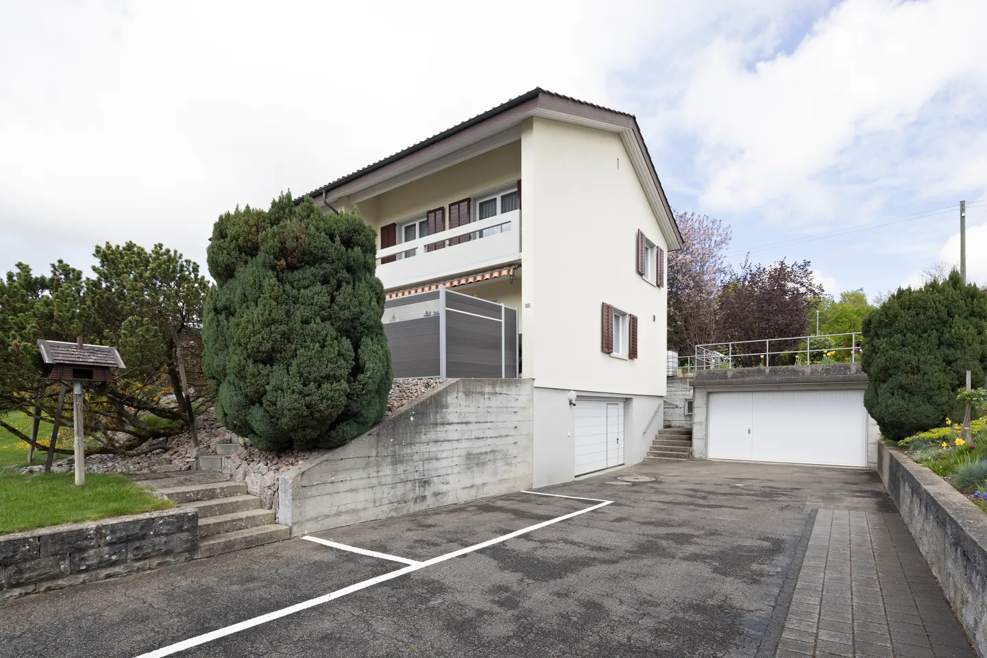 Semi-detached house for sale - Photo 2 of 13