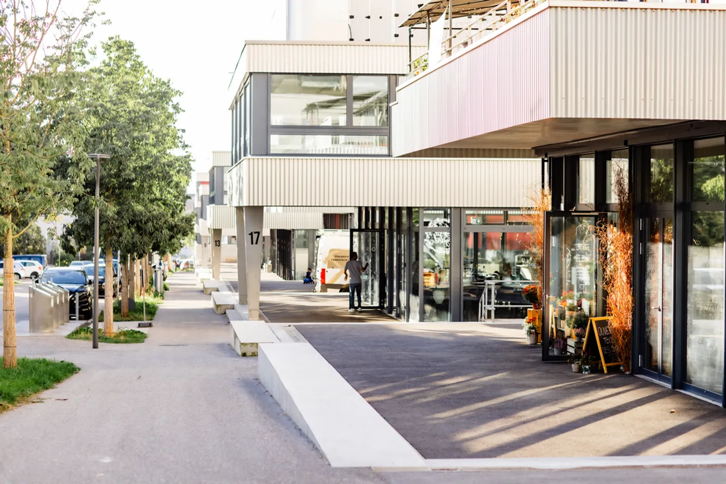 New commercial spaces for rent - Photo 11 of 12