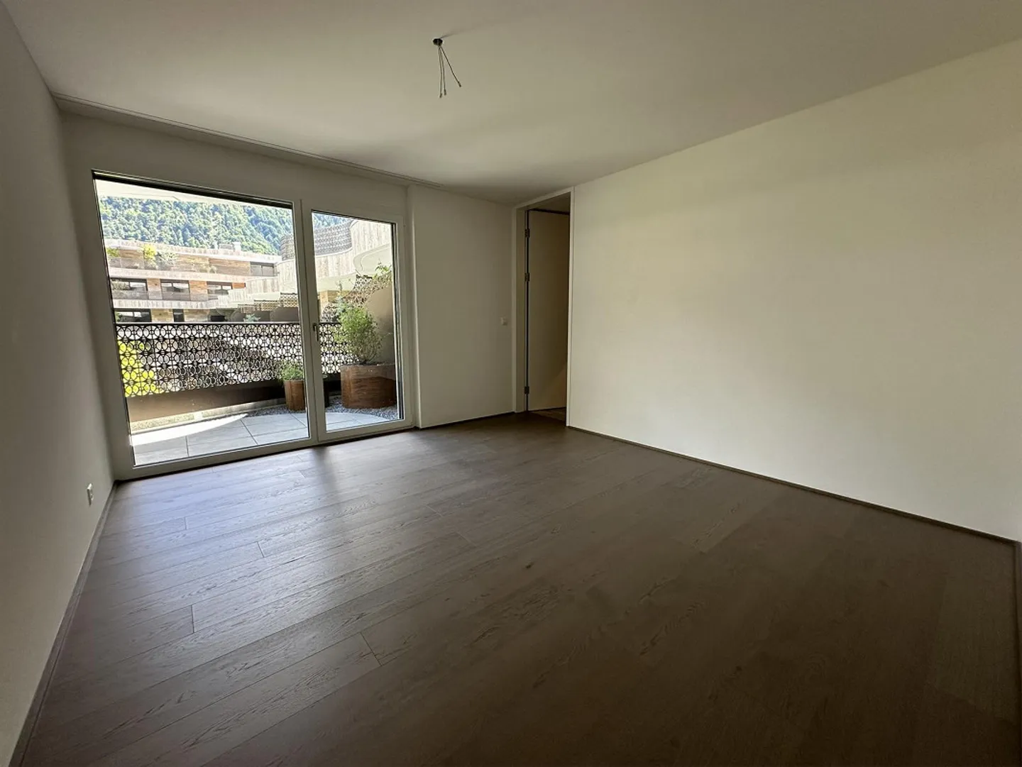 Appartement 4.5 pièces de haute qualité dans un emplacement privilégié - Photo 5 sur 10