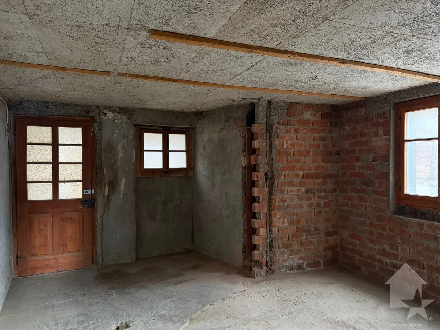 Parte di un'antica casa di villaggio e shed da trasformare - Foto 6 di 29