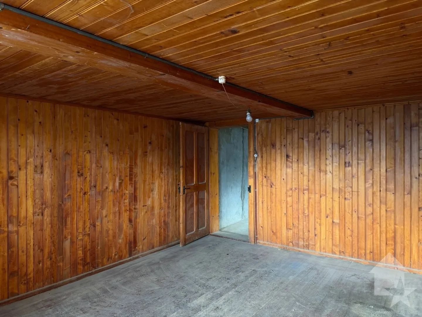 Parte di un'antica casa di villaggio e shed da trasformare - Foto 8 di 29