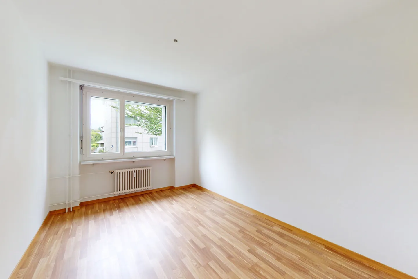 Apartment for rent - Photo 5 of 9
